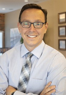 Headshot of Dr. Daniel Brady 