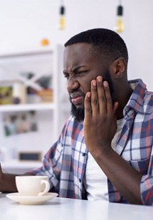 Man with tooth pain