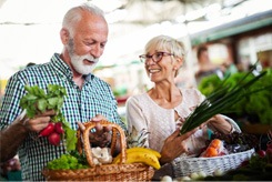 Couple buying vegetables in Sycamore 